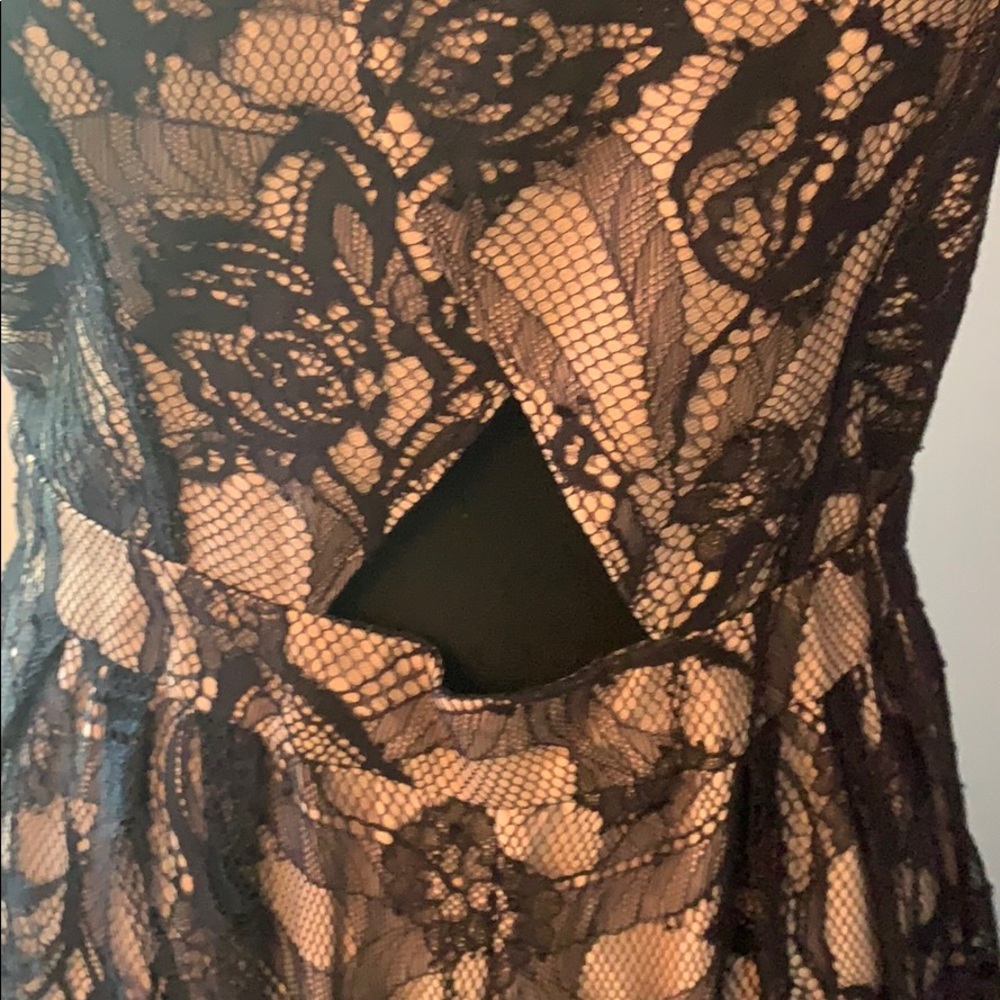 Alexis Black Lace Jumpsuit NWT - Picture 3 of 10